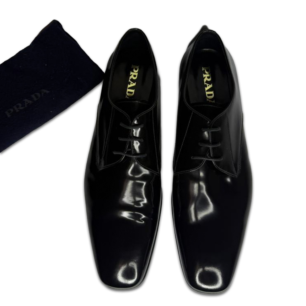 Sapato Social Prada _ Novo _ Com dust _ 42BR _ R$ 333