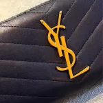 carteira ysl preta10