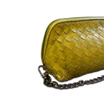 clutch bottega1